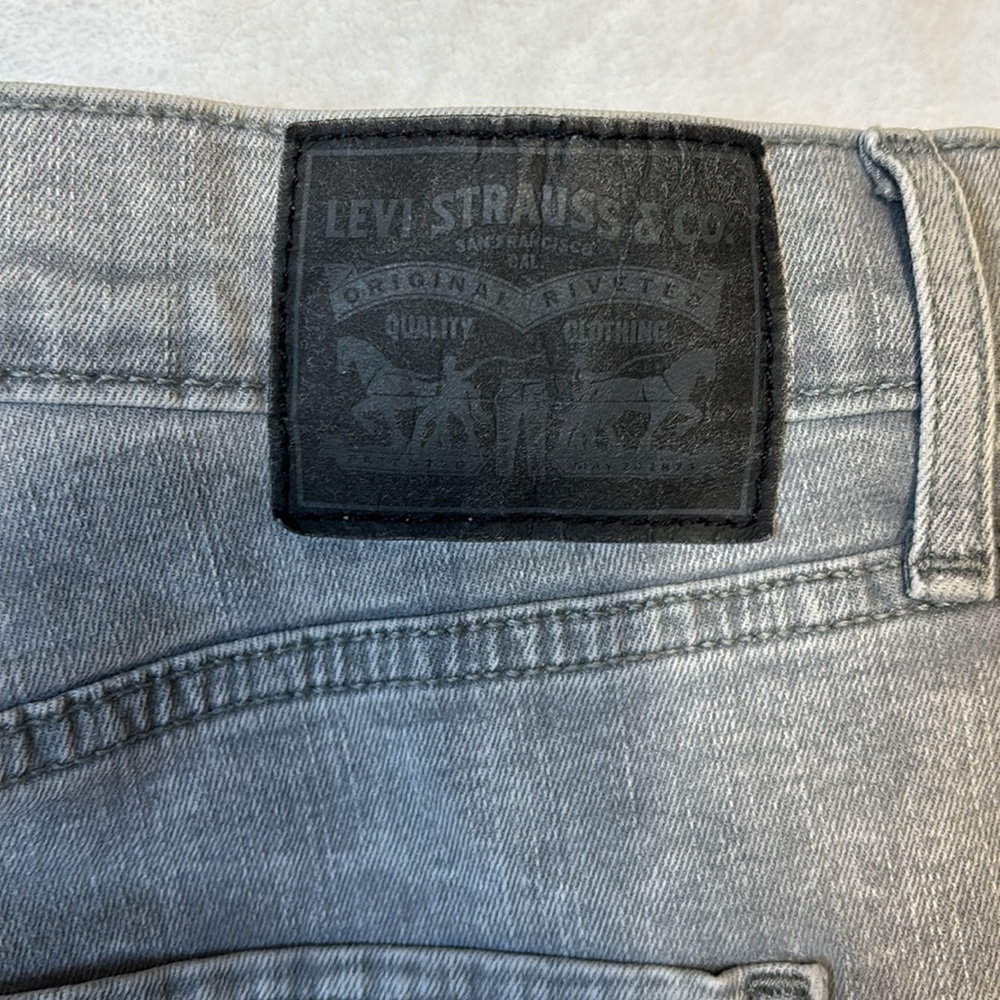 Levi’s Women’s Gray Wash Mile High Super Skinny 31 - Picture 2 of 5